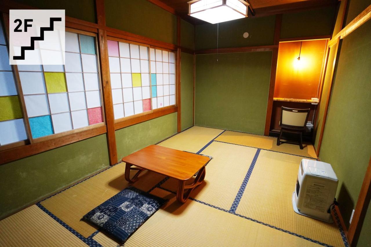 Hostel Murasaki Ryokan تاكاياما المظهر الخارجي الصورة