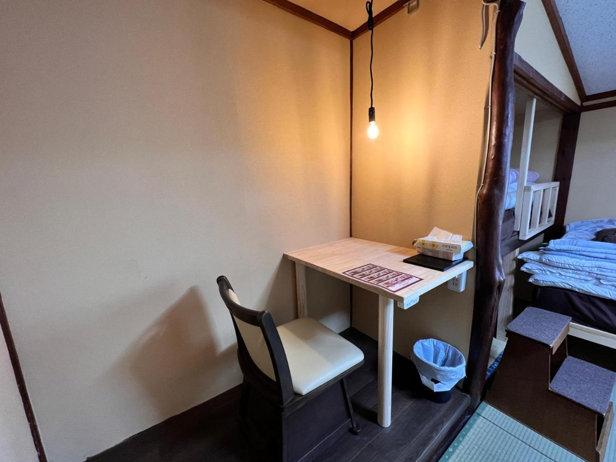 Hostel Murasaki Ryokan تاكاياما المظهر الخارجي الصورة