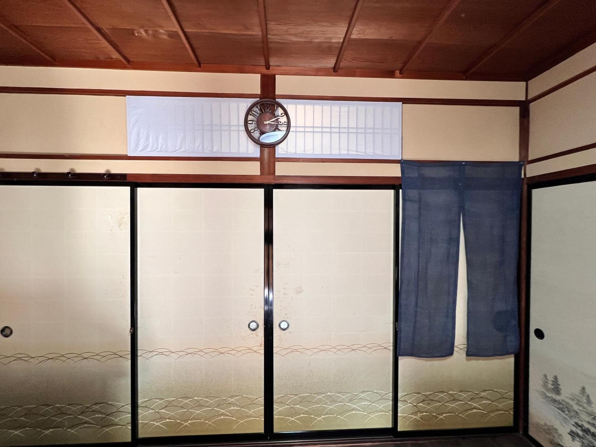 Hostel Murasaki Ryokan تاكاياما المظهر الخارجي الصورة